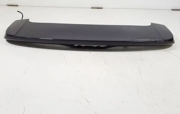 Tailgate/trunk spoiler