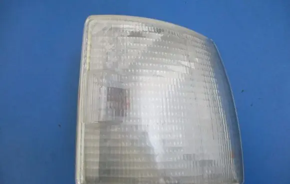Volkswagen Transporter - Caravelle T4 Front indicator light