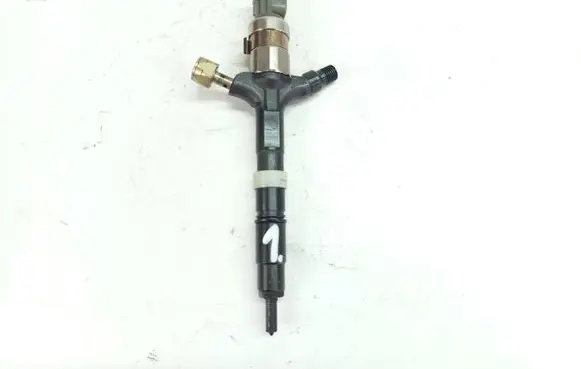 Fuel injector