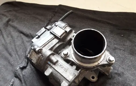 Opel Vectra C Engine shut-off valve 55199975