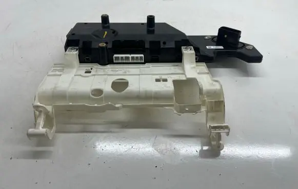 Tesla Model 3 Battery control module 110639402L 110162600E