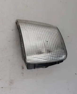 Volkswagen PASSAT B3 Front indicator light 357953049A