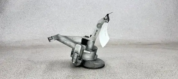 BMW 3 E30 Oil pump 1275093 1271129 11411275093