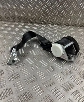 Volkswagen Tiguan Rear seatbelt 5N0857805