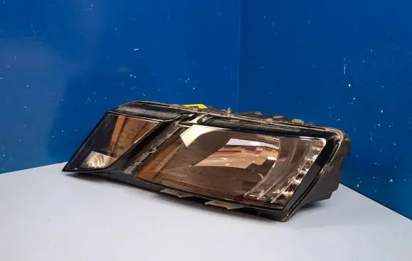 Skoda Octavia Mk3 (5E) Headlight/headlamp 5E1941015C 030110420100