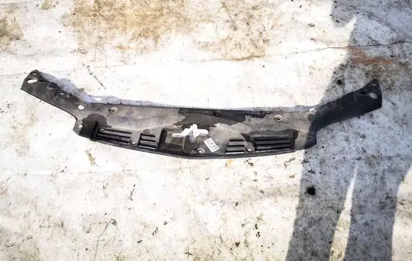 Honda Accord Engine bonnet/hood lock trim molding 
