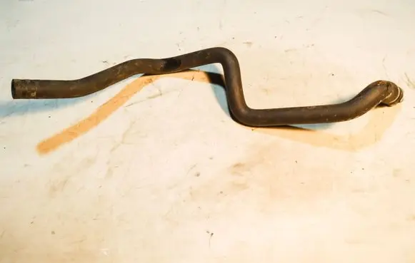 Volvo C30 Engine coolant pipe/hose