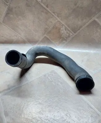 Audi A6 S6 C5 4B Intercooler hose/pipe 4b0145746