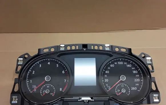 Volkswagen Golf VII Speedometer (instrument cluster) 5G1920740