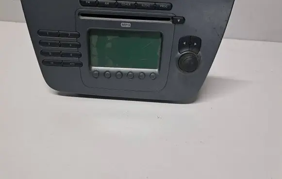 Seat Altea Radio/CD/DVD/GPS head unit 5P1035186B 8981980