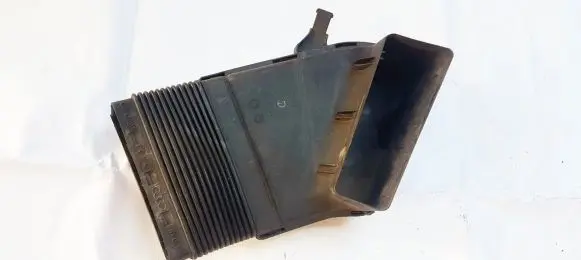 Audi A4 S4 B6 8E 8H Air intake hose/pipe 8e0129617