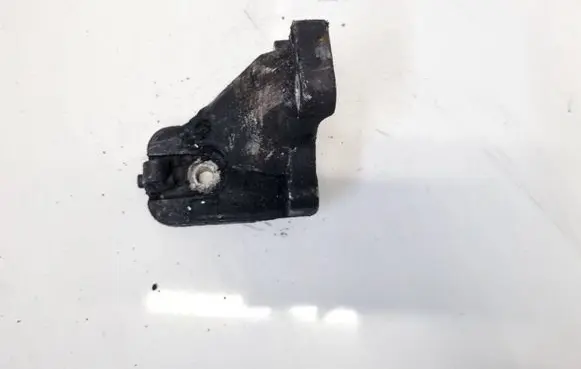 Volvo V70 Engine mounting bracket 307415673 30741567-3