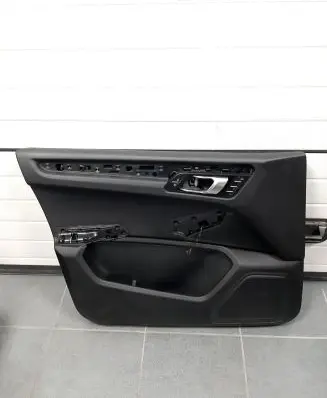Porsche Macan (95B) Front door card panel trim 95B867011 95B867105