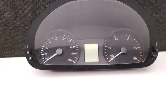 Mercedes-Benz Sprinter W906 Speedometer (instrument cluster) A9069004502 A9069012901 A9069025101