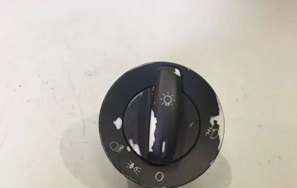 Volkswagen Touran I Light switch 1T0941431T