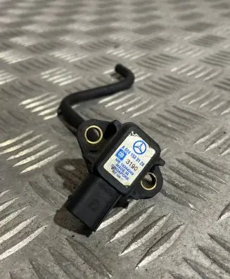 Mercedes-Benz E W211 Air pressure sensor a0041533128
