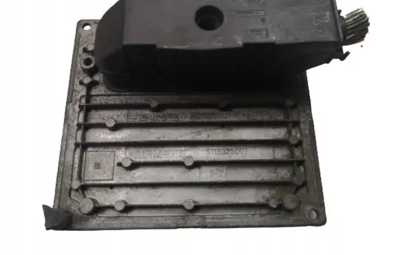 Ford Fiesta Engine control unit/module 6S6112A650PB
