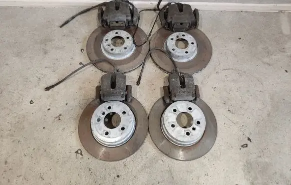 BMW X5 E70 Brake discs and calipers set 6868938 6868940