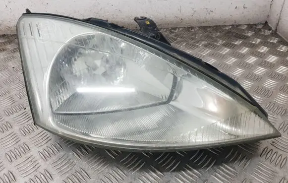 Ford Focus Headlight/headlamp