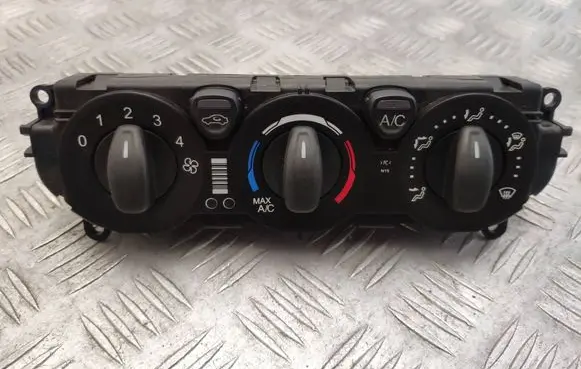 Ford Transit Climate control unit GK2T18549