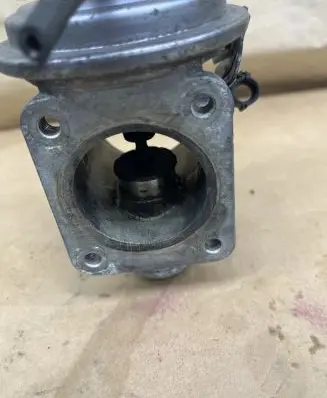 BMW 3 E90 E91 EGR valve 7804380