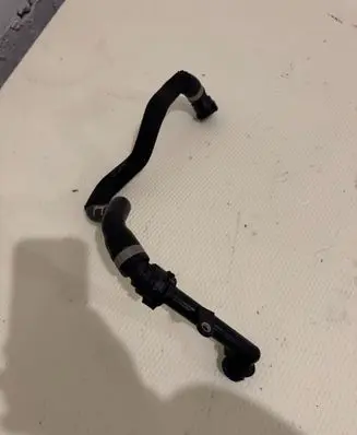 BMW X1 F48 F49 Engine coolant pipe/hose 8658488 13876010