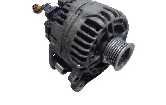 Volkswagen Golf V Generator/alternator 03C903023D-KASACJA 03C903023D