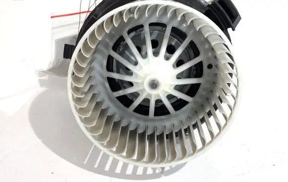 Opel Crossland X Heater fan/blower HB613001