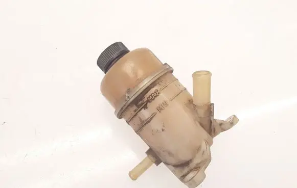 Mazda 626 Power steering fluid tank/reservoir