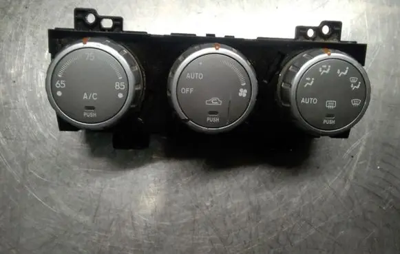 Subaru Forester SH Climate control unit 72311SA130 5037224941