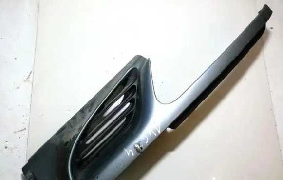 Renault Scenic I Front grill 7700834200