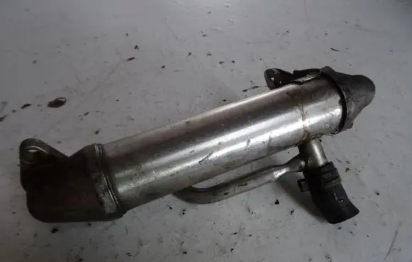 Ford Mondeo Mk III EGR valve cooler 1C1Q9F464AD