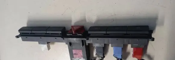 Audi A6 S6 C5 4B Hazard light switch 4B0941509D