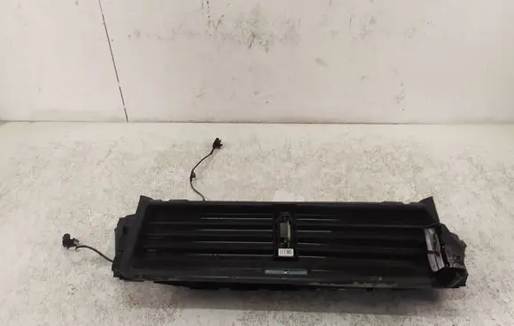 Volkswagen Golf VII Other engine bay part 5G0122321A 0015572 E11739A09