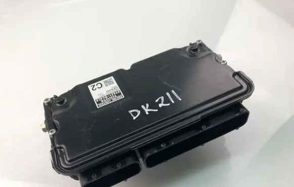 Toyota Yaris Engine control unit/module 896610UA10