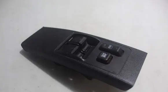 Toyota Corolla Verso E121 Electric window control switch