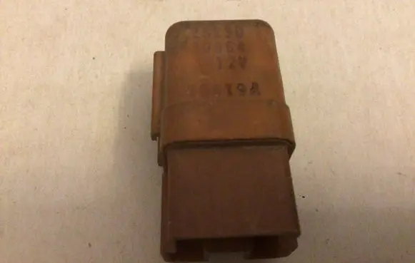 Nissan Primera Other relay 25230 09968 10715M