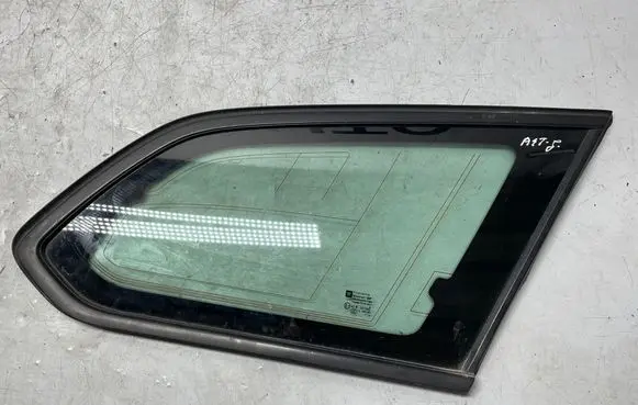 Opel Astra J Rear side window As2m3236dot682 43r001582