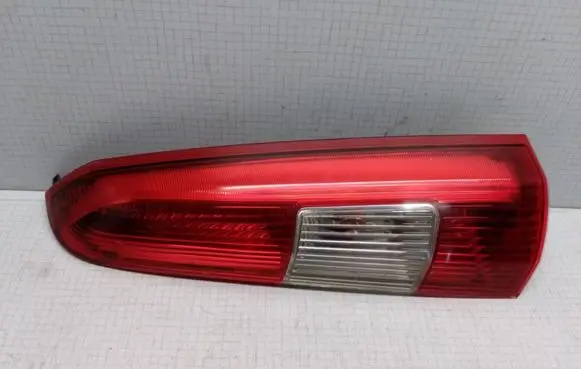 Volvo V70 Rear/tail lights 9154494ECE 9154494USA 9154494GB