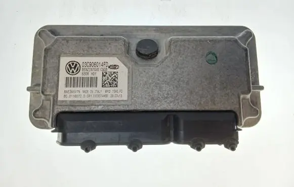 Volkswagen Cross Polo Engine control unit/module 03C906014FD BAE3A5V7N 0116072