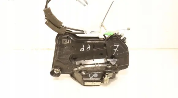 Toyota Aygo AB40 Front door lock