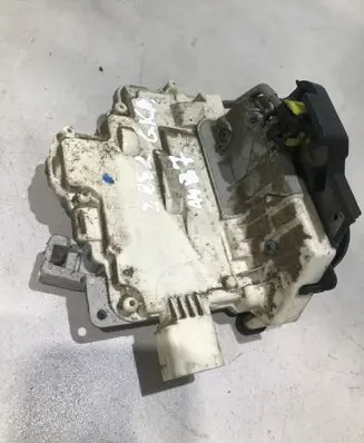 Audi A4 S4 B7 8E 8H Rear door lock 8E839015AA