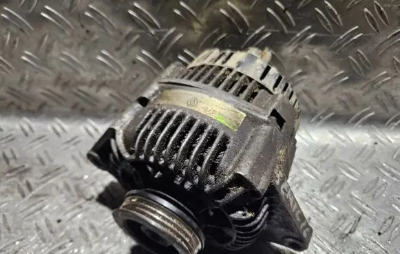 Renault Megane I Generator/alternator 7700424583