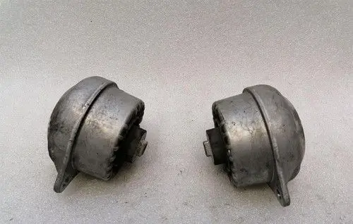 Porsche 911 996 Engine mount bracket 99337504907