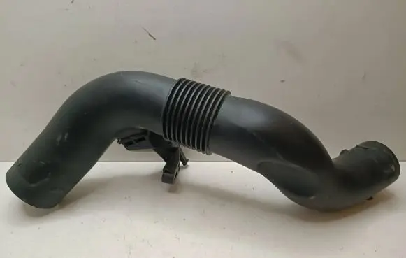Citroen DS7 Crossback Air intake hose/pipe 9820908580