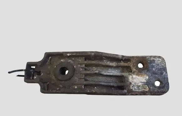 Opel Insignia A Radiator mount bracket 23120322