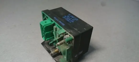 Peugeot Expert Glow plug pre-heat relay 9639912580 51299011A