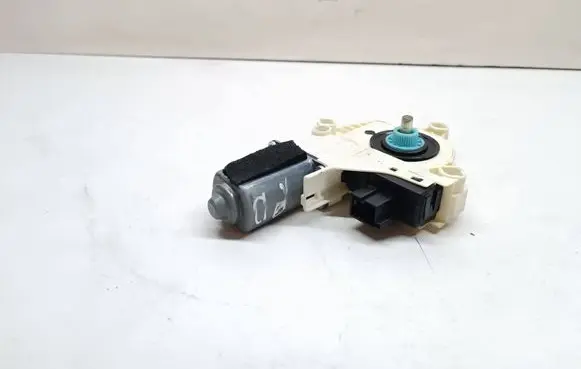 Audi A5 8T 8F Front door window regulator motor 4F0959802D