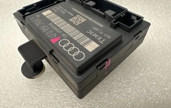 Audi A6 S6 C6 4F Door control unit/module 4F0959793E 4F0910793E