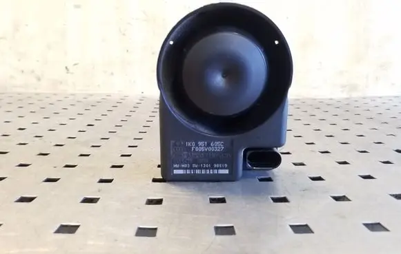 Volkswagen Tiguan Alarm system siren 1K0951605C